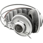 AKG K701