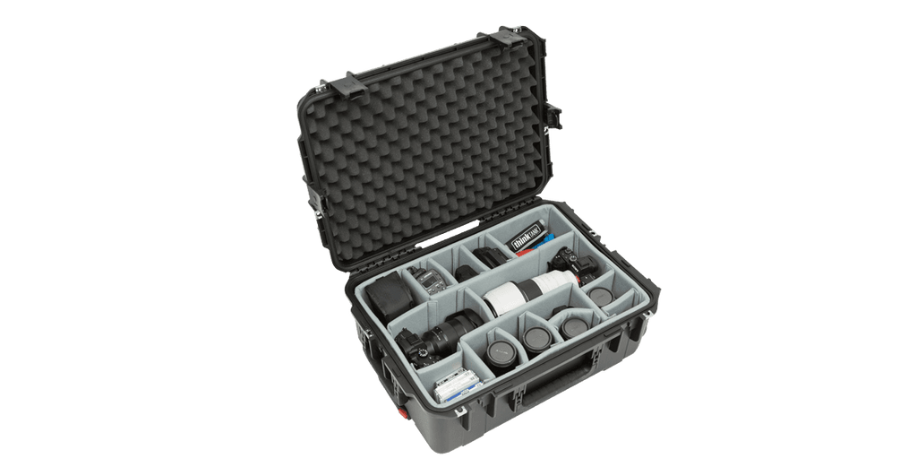 SKB Cases 3I-2215-8DT