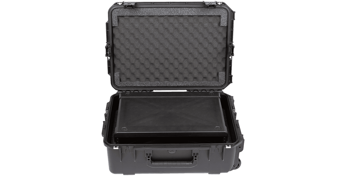 SKB Cases 3I-2215M82U