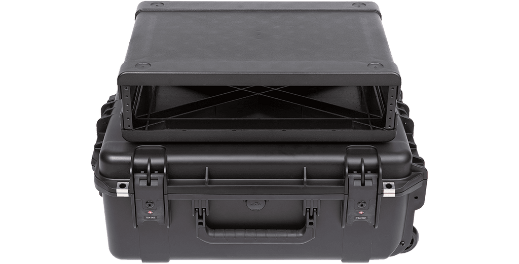 SKB Cases 3I-2215M82U