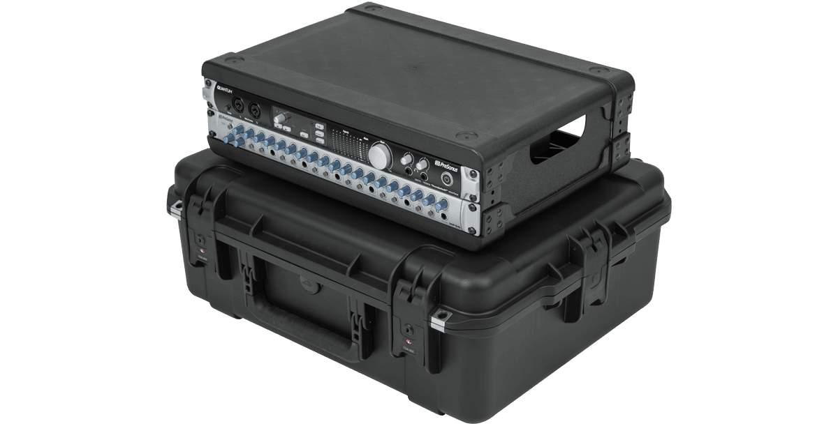 SKB Cases 3I-2217M82U