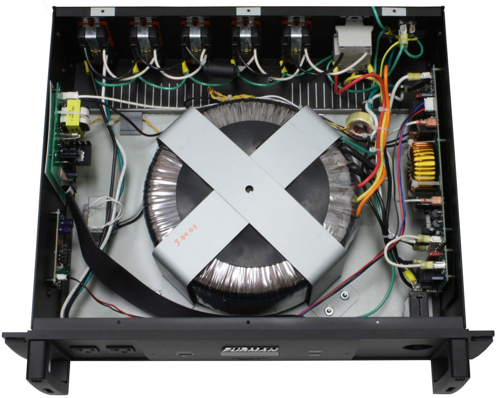 Furman P-2400 IT