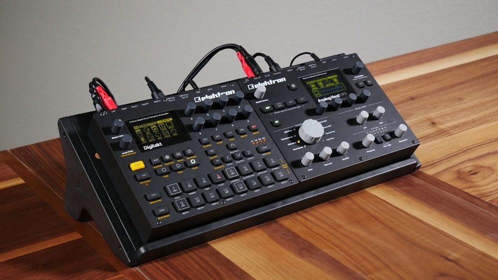ULT-17983